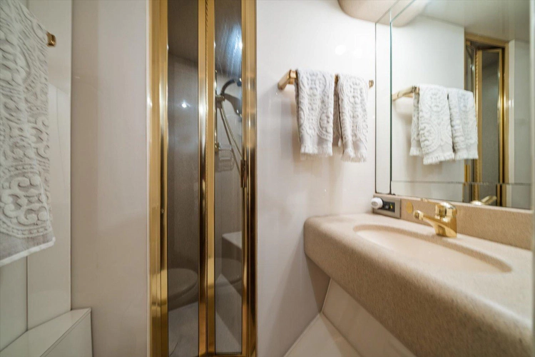 Octopi Yacht Photos Pics 