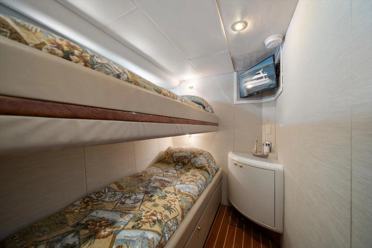 Octopi Yacht Photos Pics 