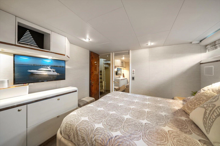 Octopi Yacht Photos Pics 