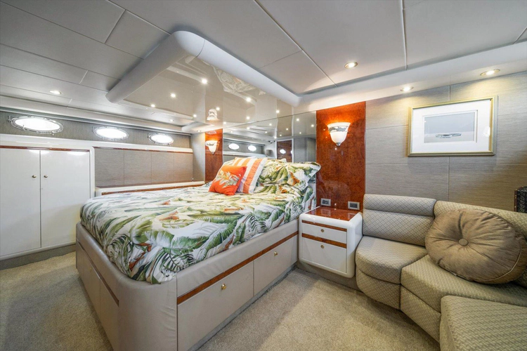 Octopi Yacht Photos Pics 