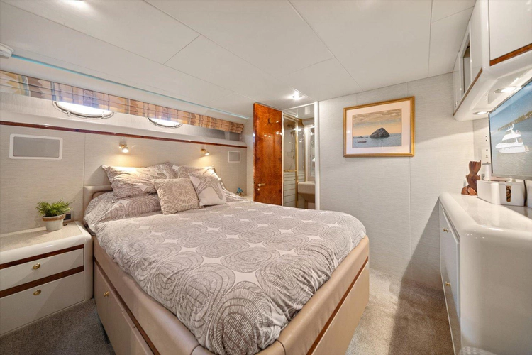 Octopi Yacht Photos Pics 