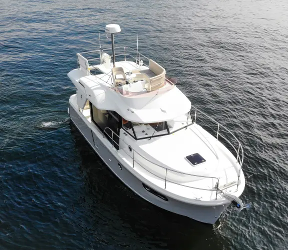 Everything Is Fine Yacht Photos Pics 