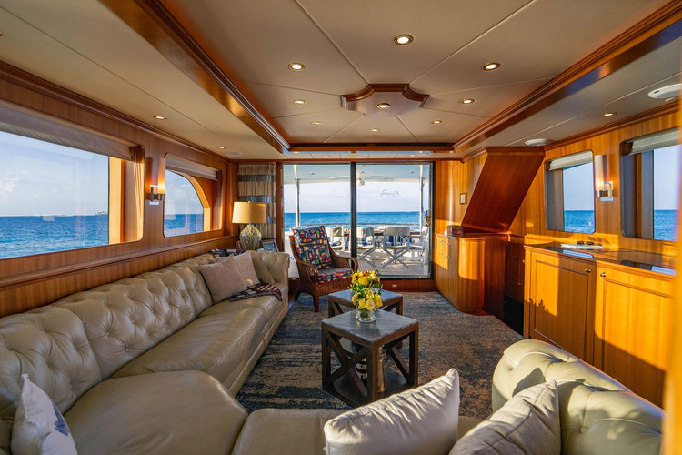 Lexington Yacht Photos Pics 