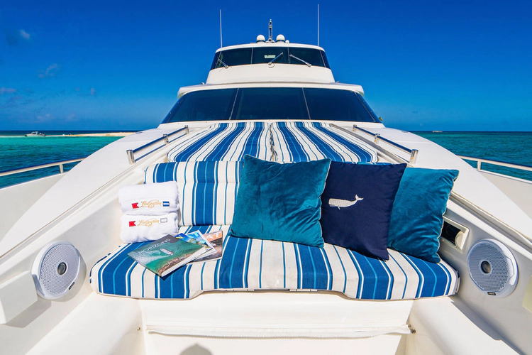 Lexington Yacht Photos Pics 