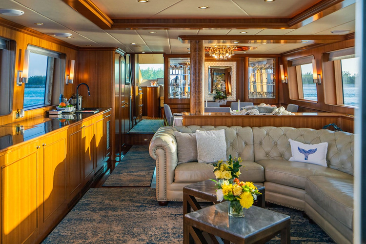 Lexington Yacht Photos Pics 