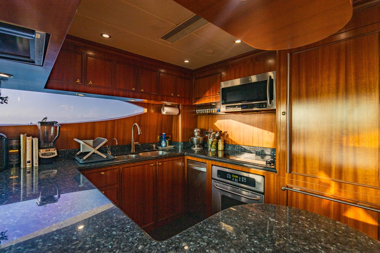 Lexington Yacht Photos Pics 