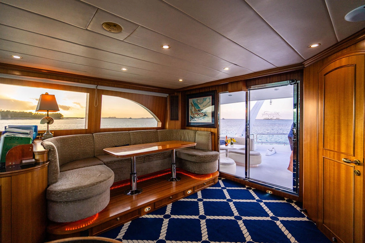 Lexington Yacht Photos Pics 