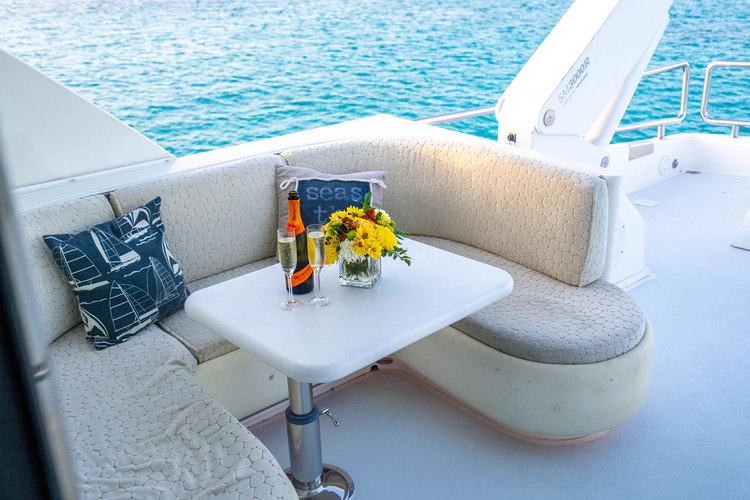 Lexington Yacht Photos Pics 