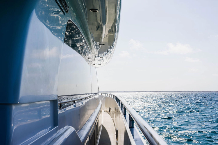 Lexington Yacht Photos Pics 