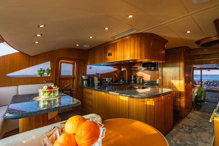 Lexington Yacht Photos Pics 