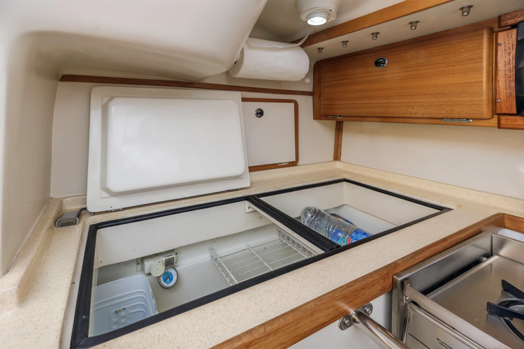 Escape From Limerick Yacht Photos Pics 