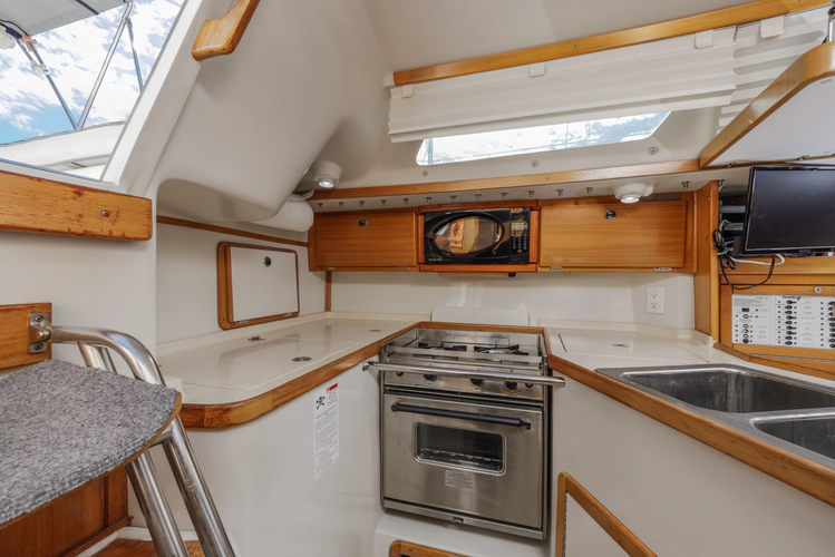 Escape From Limerick Yacht Photos Pics 