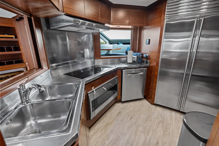 Knot Woke Yacht Photos Pics 