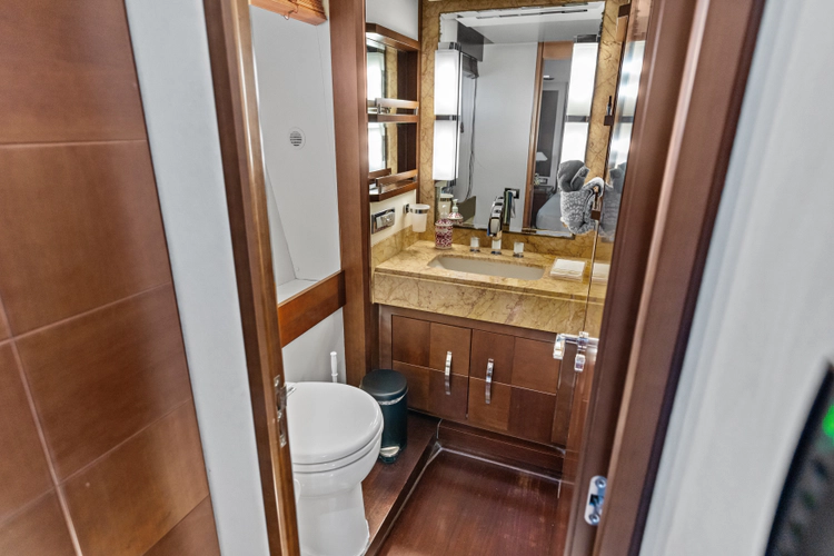 Knot Woke Yacht Photos Pics 