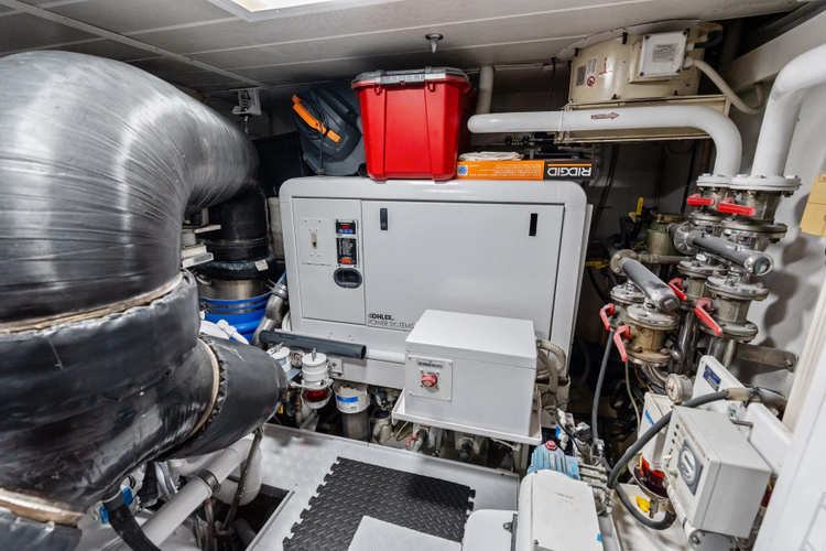 Knot Woke Yacht Photos Pics 