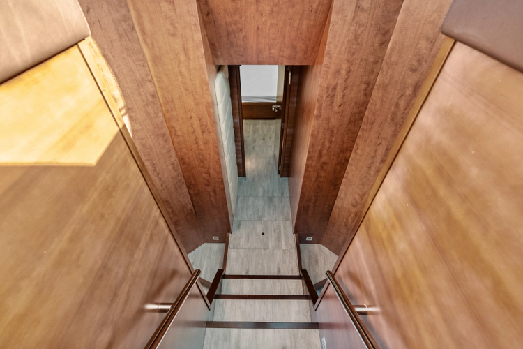 Knot Woke Yacht Photos Pics 