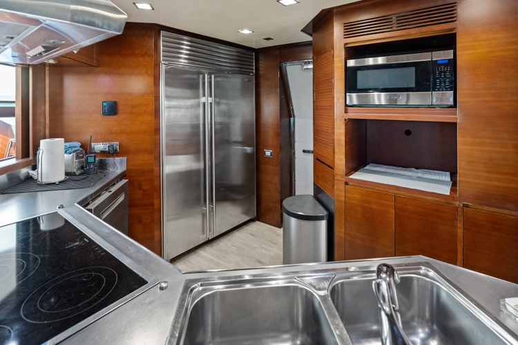 Knot Woke Yacht Photos Pics 