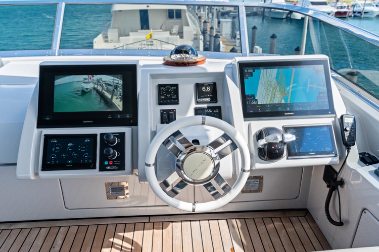 Knot Woke Yacht Photos Pics 