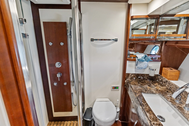 Knot Woke Yacht Photos Pics 