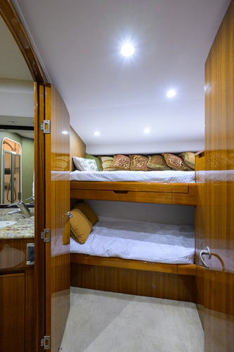 On Ice Yacht Photos Pics 