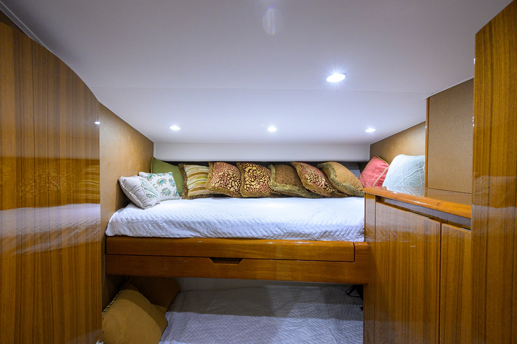 On Ice Yacht Photos Pics 