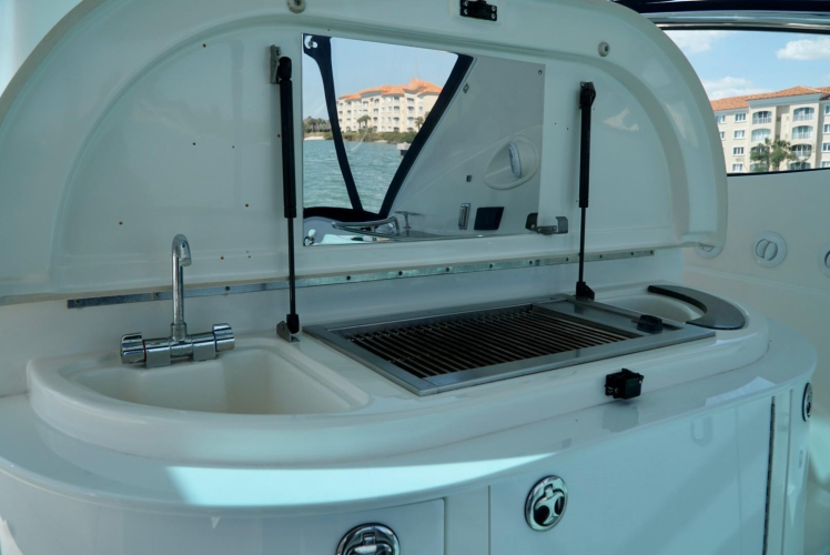 Kaizen Yacht Photos Pics 