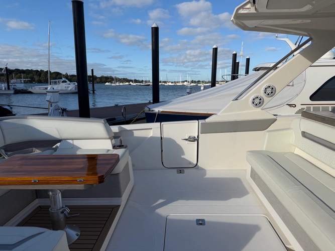 The Moy Yacht Photos Pics 