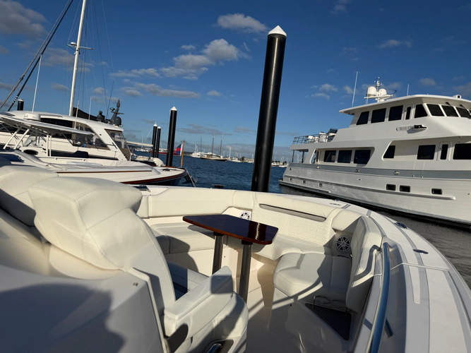 The Moy Yacht Photos Pics 