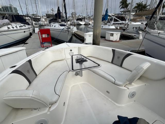 Dolce Vita Yacht Photos Pics 