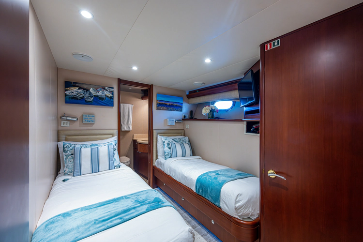 Lady Lorraine Yacht Photos Pics 