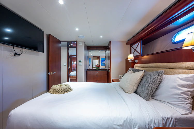 Lady Lorraine Yacht Photos Pics 