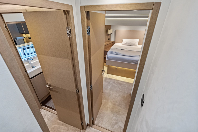 Wild Gamble Yacht Photos Pics 