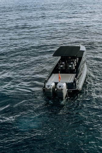 F11 Yacht Photos Pics 