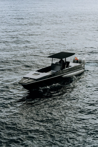 F11 Yacht Photos Pics 