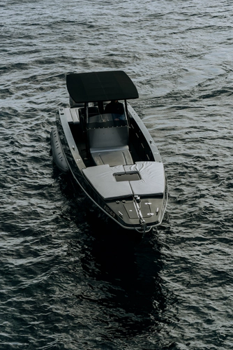 F11 Yacht Photos Pics 