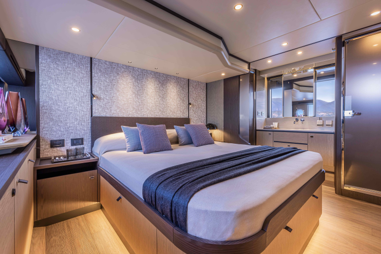 56 Fly On-order Yacht Photos Pics 