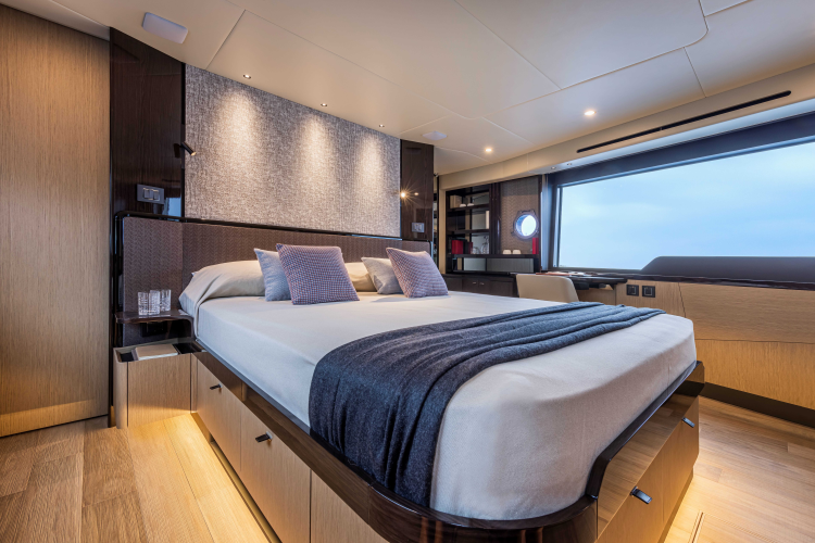 56 Fly On-order Yacht Photos Pics 