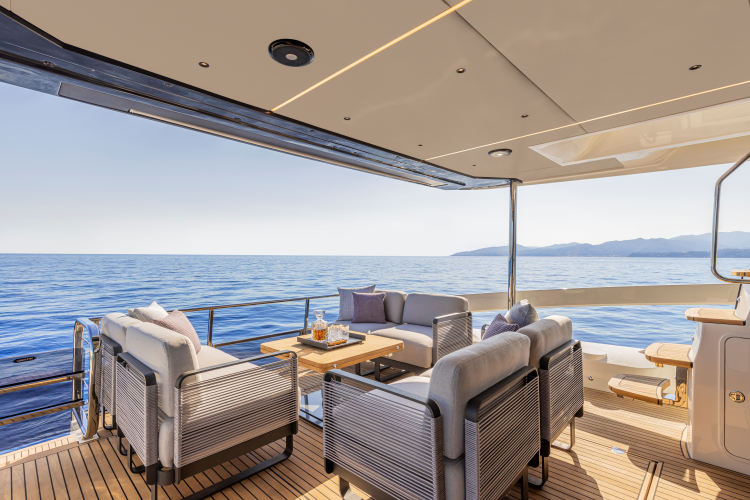 56 Fly On-order Yacht Photos Pics 