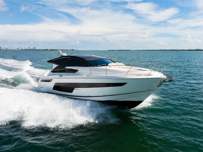 50' Fairline 2024
