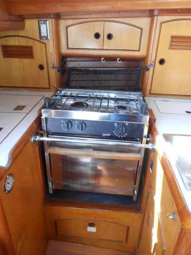 Alls Well, Tio Yacht Photos Pics 