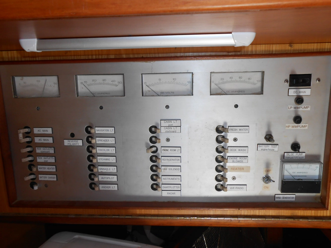 Alls Well, Tio Yacht Photos Pics 