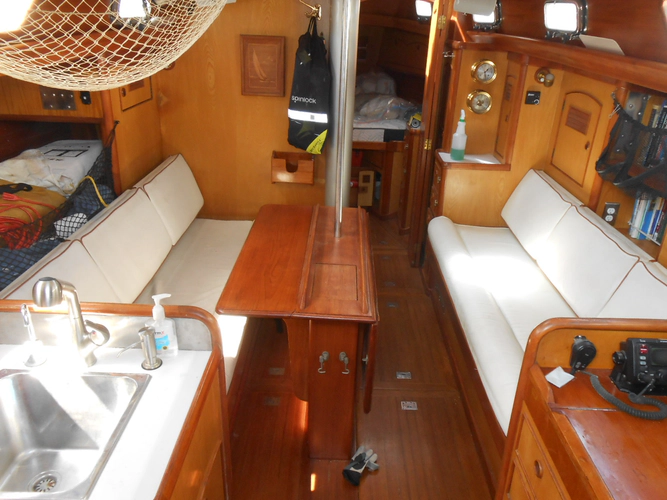 Alls Well, Tio Yacht Photos Pics 