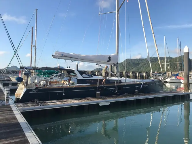 54' Beneteau 2015