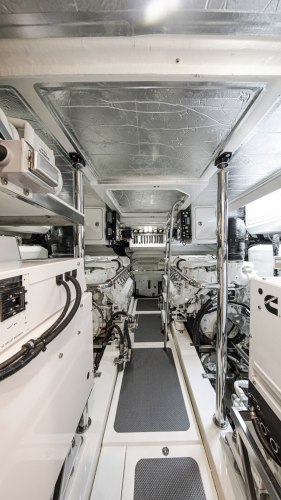 64 Sports Motor Yacht Yacht Photos Pics 