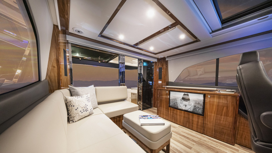 64 Sports Motor Yacht Yacht Photos Pics 