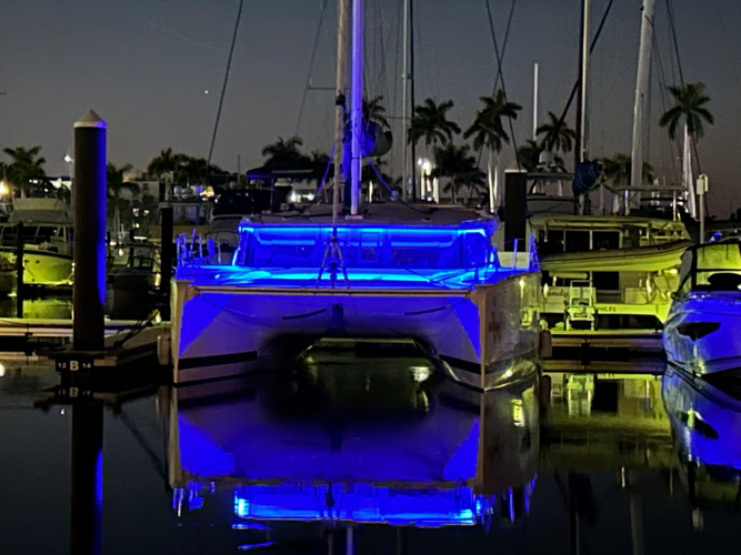 Monarch Yacht Photos Pics 