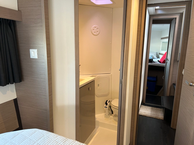 Monarch Yacht Photos Pics 