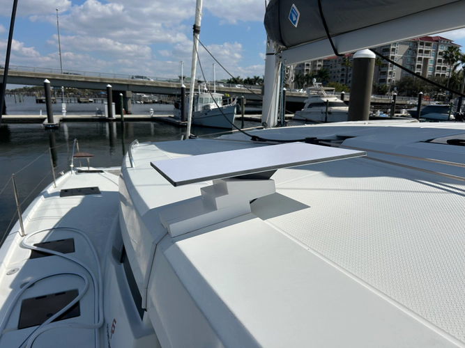 Monarch Yacht Photos Pics 