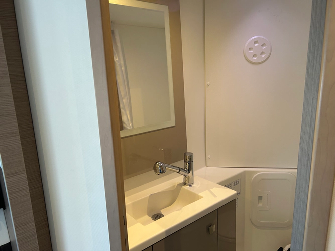 Monarch Yacht Photos Pics 