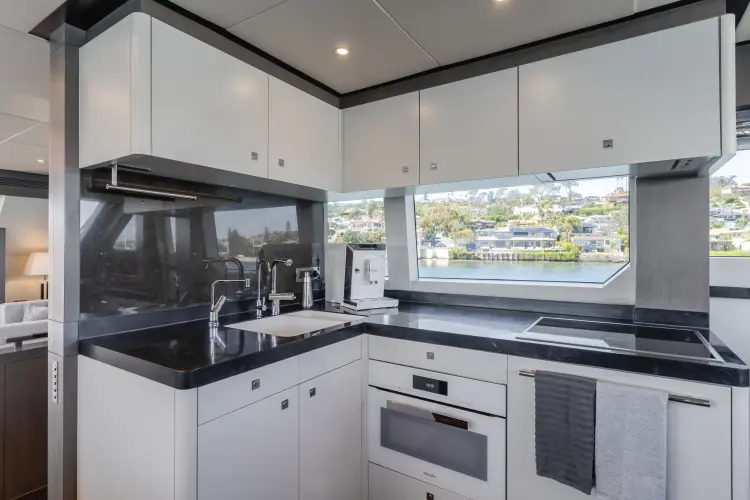 Gyrfalcon Yacht Photos Pics 